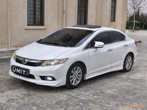 ÜMİT AUTO/BOYASIZ/ELEGANCE/SANRUOFF/KOLTUK ISITMA/