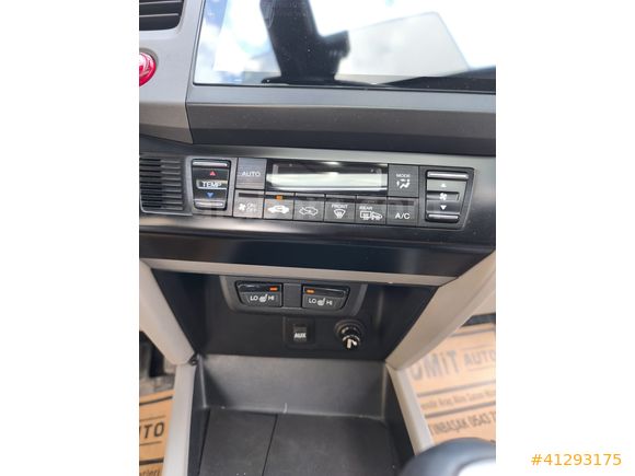 ÜMİT AUTO/BOYASIZ/ELEGANCE/SANRUOFF/KOLTUK ISITMA/