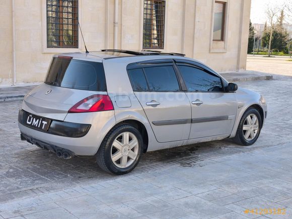 ÜMİT AUTO/2004/CAM TAVAN/DYNAMİQUE/HIZ SABİTLEME
