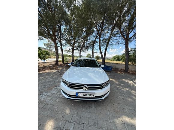 Sahibinden Volkswagen Passat 1.6 TDi BlueMotion Comfortline 2015 Model