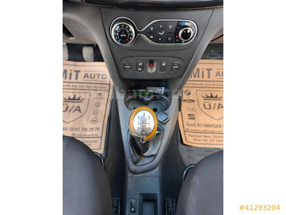 ÜMİT AUTO/2018/TOUCH/141.xxx.KM/YARIM PARÇA BOYALI/