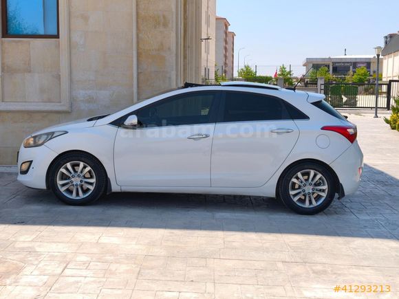 ÜMİT AUTO/2014/CAM TAVAN/OTOMATİK/İ30/ELİTE/208.BİN.KM/