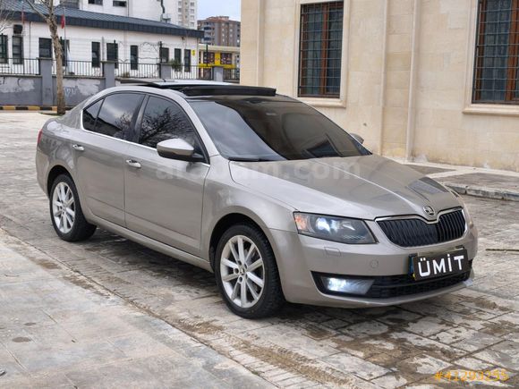 ÜMİT AUTO/2013/CAM TAVAN/SKODA/OCTAVİA/ELEGANCE/DSG/