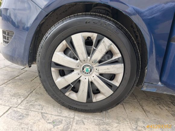 ÜMİT AUTO/2012/ROOMSTER/ACTİVE/180.BİN.KM/