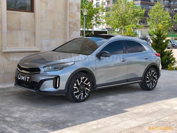 ÜMİT AUTO/2023/CAM TAVAN/CEED/ELEGANCE/OTOMATİK/71.BİN.KM/