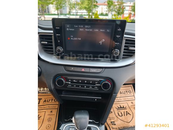 ÜMİT AUTO/2023/CAM TAVAN/CEED/ELEGANCE/OTOMATİK/71.BİN.KM/