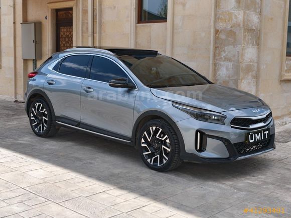 ÜMİT AUTO/2023/CAM TAVAN/CEED/ELEGANCE/OTOMATİK/71.BİN.KM/