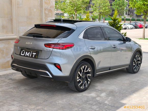 ÜMİT AUTO/2023/CAM TAVAN/CEED/ELEGANCE/OTOMATİK/71.BİN.KM/