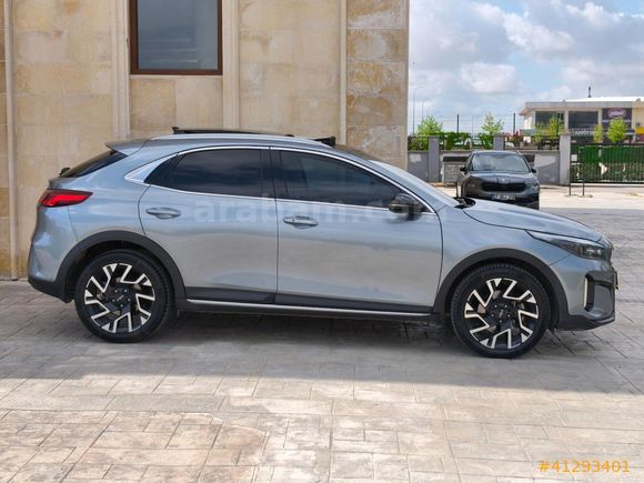 ÜMİT AUTO/2023/CAM TAVAN/CEED/ELEGANCE/OTOMATİK/71.BİN.KM/