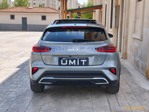 ÜMİT AUTO/2023/CAM TAVAN/CEED/ELEGANCE/OTOMATİK/71.BİN.KM/