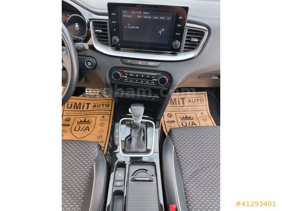 ÜMİT AUTO/2023/CAM TAVAN/CEED/ELEGANCE/OTOMATİK/71.BİN.KM/
