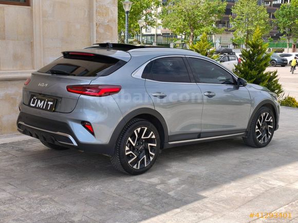 ÜMİT AUTO/2023/CAM TAVAN/CEED/ELEGANCE/OTOMATİK/71.BİN.KM/