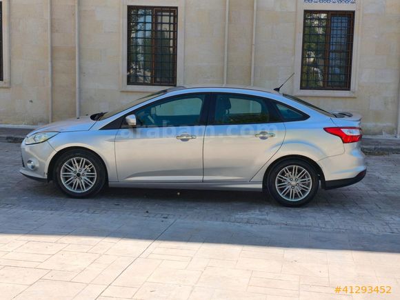 ÜMİT AUTO/2012/FORD/FOCUS/TREND/ANDROİND EKRAN/