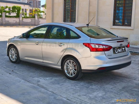 ÜMİT AUTO/2012/FORD/FOCUS/TREND/ANDROİND EKRAN/