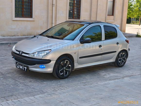 ÜMİT AUTO/2001/CAM TAVAN/PEJO/206/XT/BENZİN LPG/