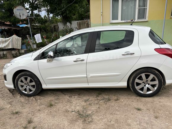 Sahibinden Peugeot 308 1.6 e-HDi Active 2013 Model 