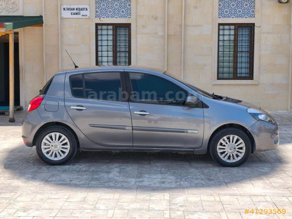 ÜMİT AUTO/OTOMATİK/CLİO/EXTREME/GERİ GÖRÜŞ KAMERA/