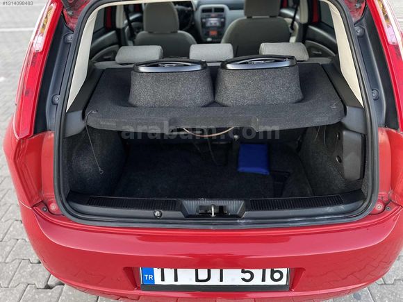 135 BİN KM - 6 İLERİ 105 HP SUNROOF