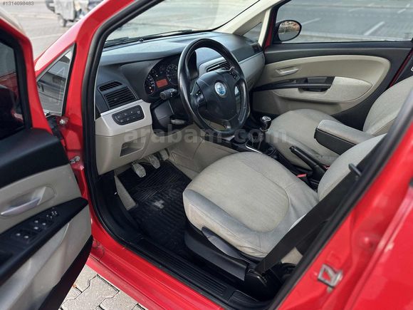 135 BİN KM - 6 İLERİ 105 HP SUNROOF