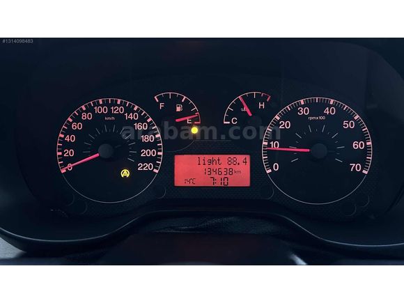 135 BİN KM - 6 İLERİ 105 HP SUNROOF