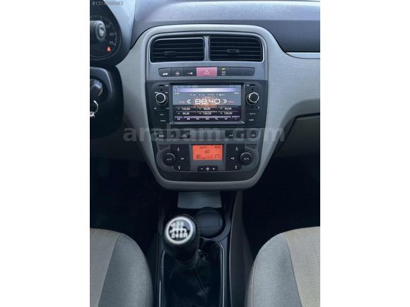 135 BİN KM - 6 İLERİ 105 HP SUNROOF