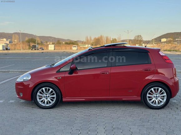 135 BİN KM - 6 İLERİ 105 HP SUNROOF