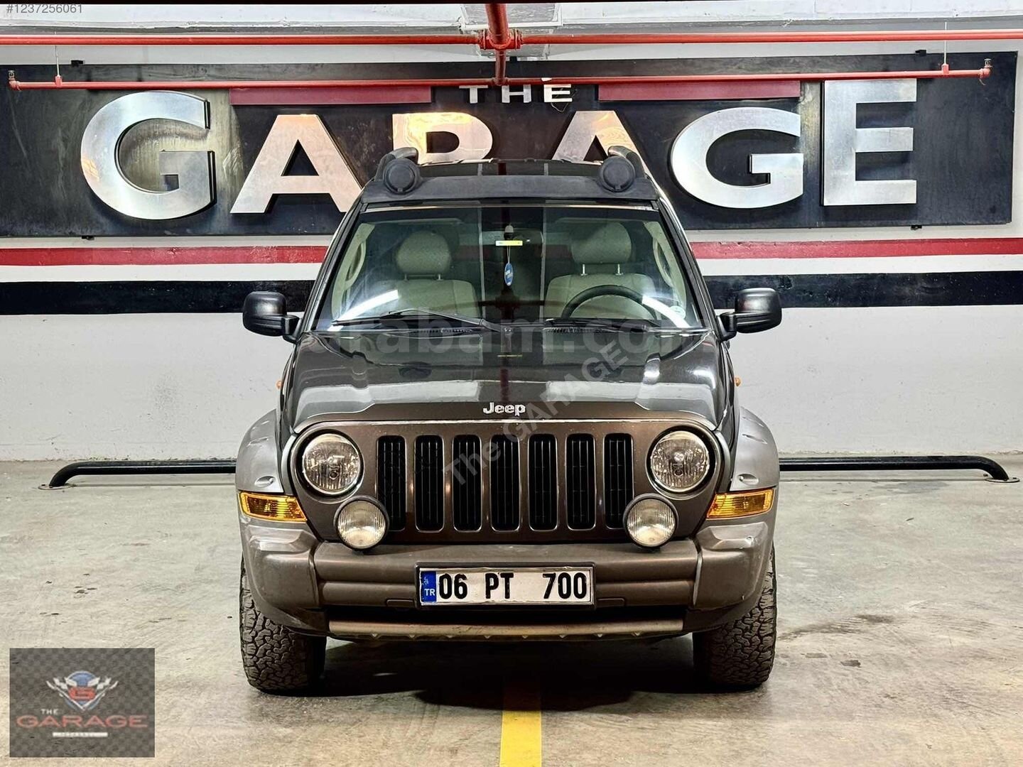 Galeriden Jeep Cherokee 2.8 CRD Renegade 2006 Model İstanbul 252.000 km Yeşil 2