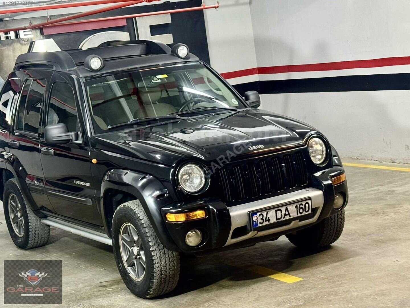 Galeriden Jeep Cherokee 3.7 Renegade 2004 Model İstanbul 173.000 km Siyah 4