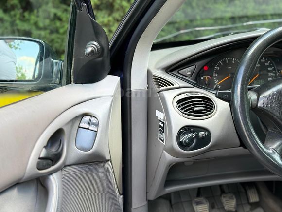 Sahibinden Ford Focus 1.6 Ambiente 2000 Model