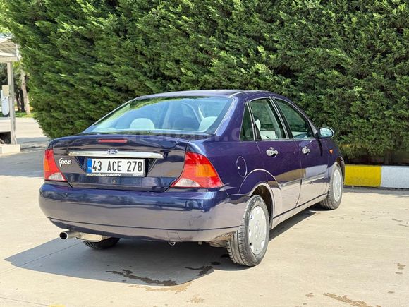Sahibinden Ford Focus 1.6 Ambiente 2000 Model