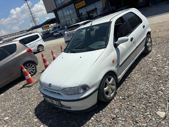 Sahibinden Fiat Palio 1.6 HL 2000 Model  400.000 km Beyaz