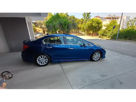Sahibinden Honda Civic 1.6 Elegance 2012 Model