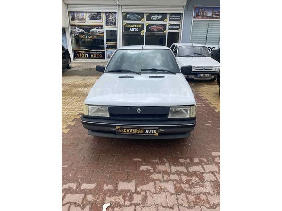 Galeriden Renault R 9 1.4 Broadway 1994 Model Adıyaman