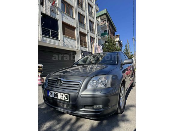 Sahibinden Toyota Avensis 2.0 Elegant 2005 Model 