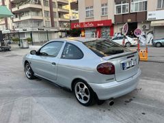 Sahibinden Renault Megane 1.6 Coupe Dynamique  2000 Model 