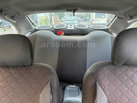 Sahibinden Renault Megane 1.6 Coupe Dynamique  2000 Model 