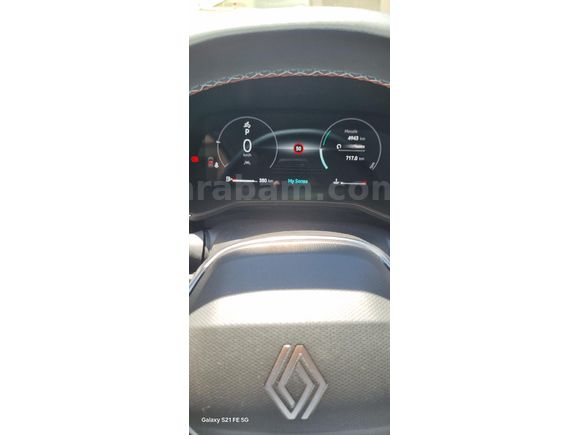 Sahibinden Tam donanımlı Orijinal Renault Clio 1.0 TCe Techno Esprit Alpine 2025 Model