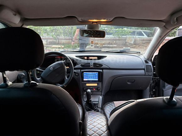 Renault Laguna 1.6 Expression 2005 Model