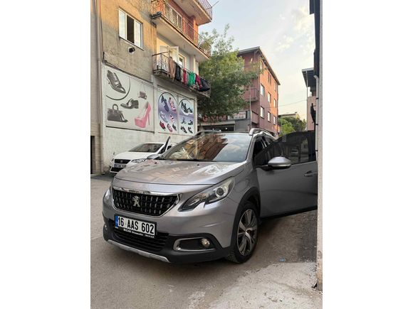Sahibinden Peugeot 2008 1.6 e-HDi Techno Edition 2017 Model  220.000 km Gri