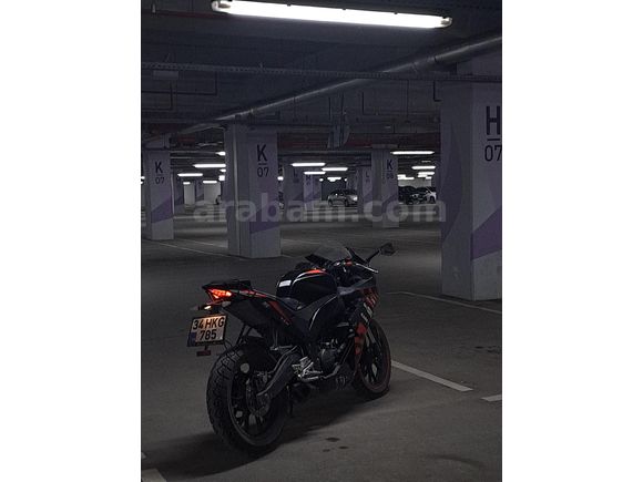 2023 Aprilia RS 125 GP REPLICA