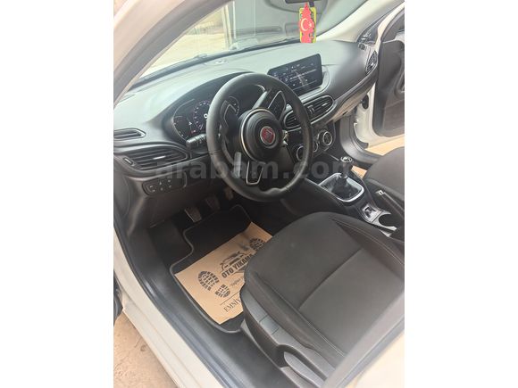 Sahibinden Fiat Egea 1.4 Fire Lounge 2023 Model 