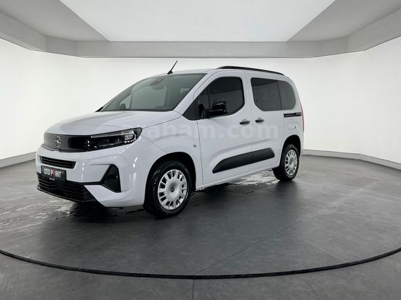 otomobil Opel Combo 1.5 D Essential