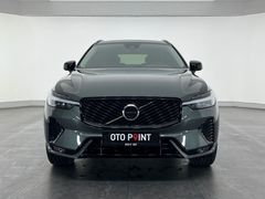 otomobil Volvo XC60 2.0 B5 Mild Hybrid Plus Dark AWD