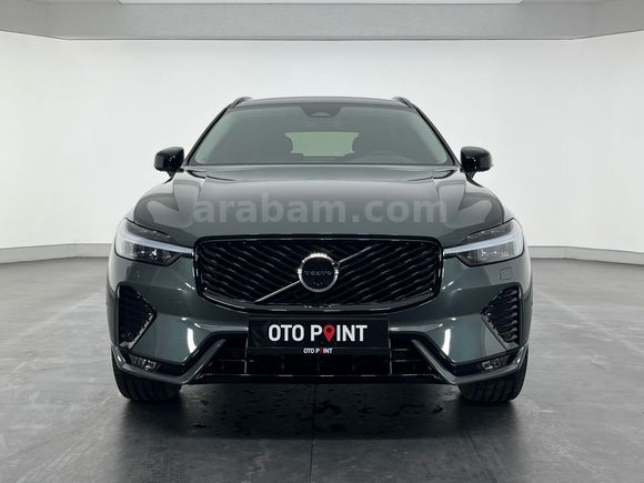 otomobil Volvo XC60 2.0 B5 Mild Hybrid Plus Dark AWD