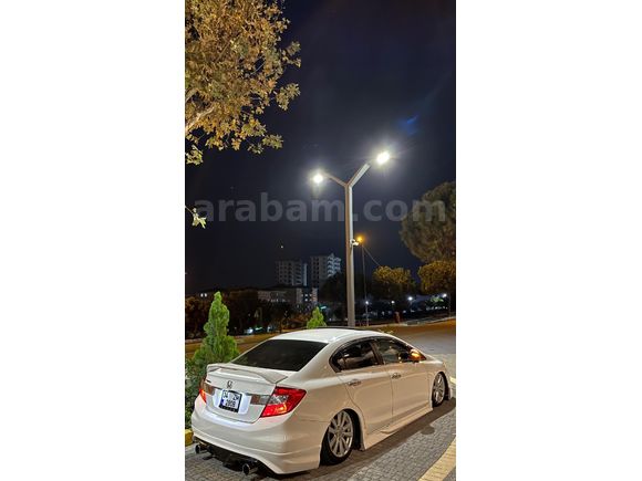Sahibinden Honda Civic 1.6i VTEC Eco Elegance 2012 Model