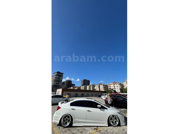 Sahibinden Honda Civic 1.6i VTEC Eco Elegance 2012 Model