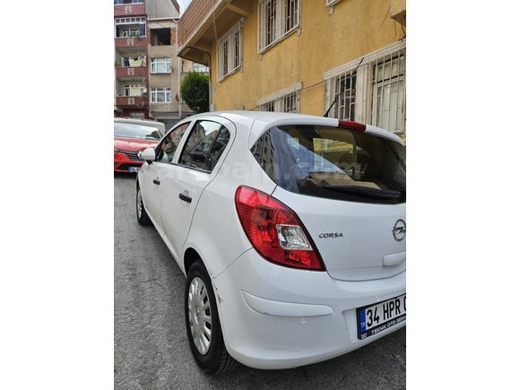 Sahibinden Opel Corsa 1.3 CDTI Essentia 2013 Model  220.000 km Beyaz
