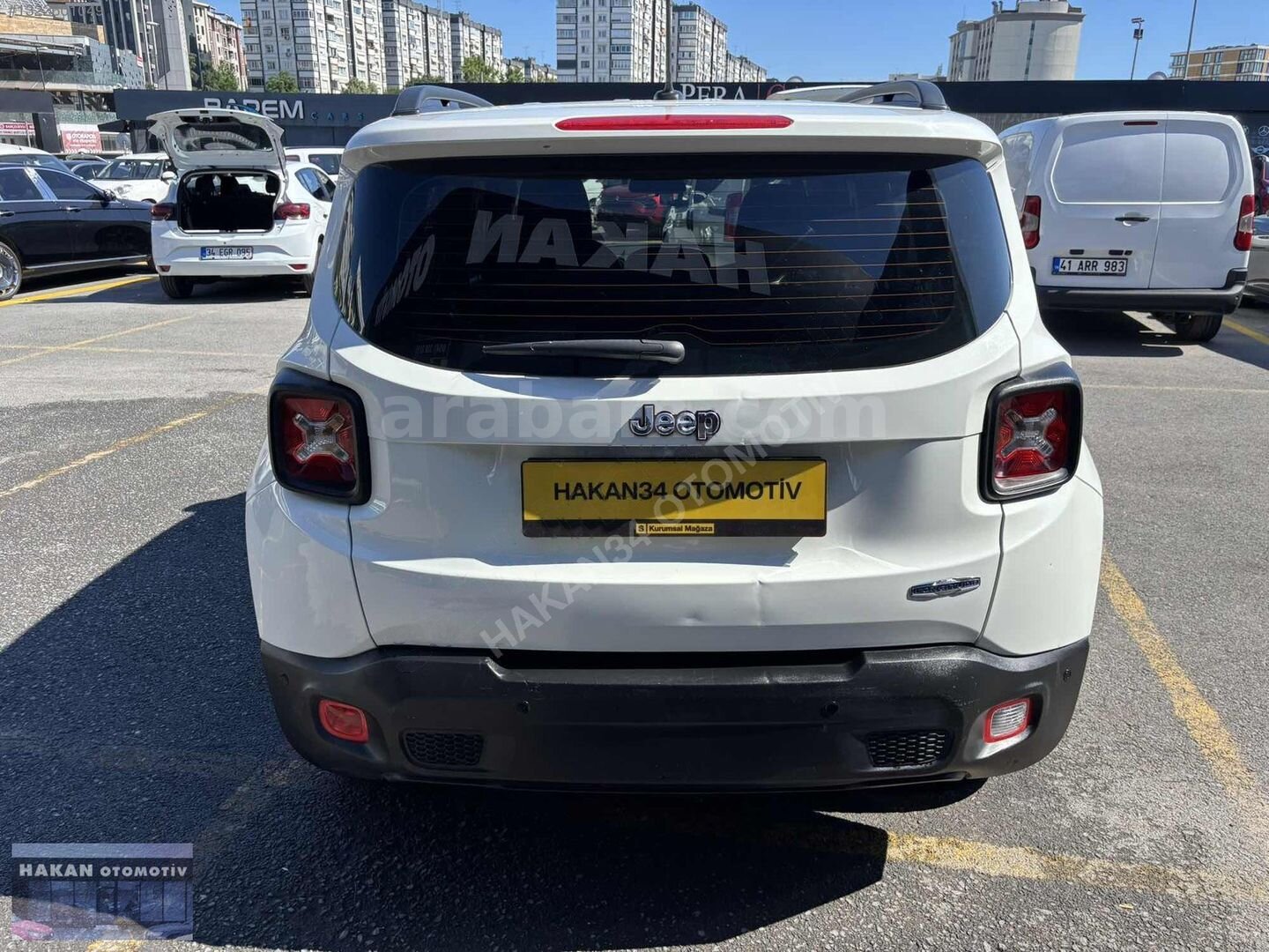 Galeriden Jeep Renegade 1.4 MultiAir Longitude 2015 Model İstanbul 85.000 km Beyaz 7