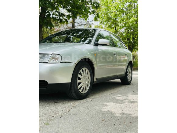 Sahibinden Audi A3 Sportback 1.6 Ambiente 2000 Model 
