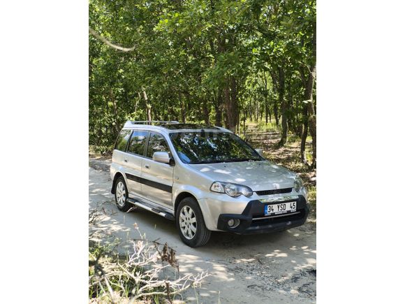 SAHİBİNDEN DÜŞÜK KM 2006 MODEL HONDA H-RV